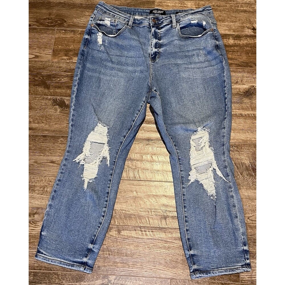 Judy Blue Jeans Womens 20W Blue Boyfriend Fit Distressed Stretch Denim Casual